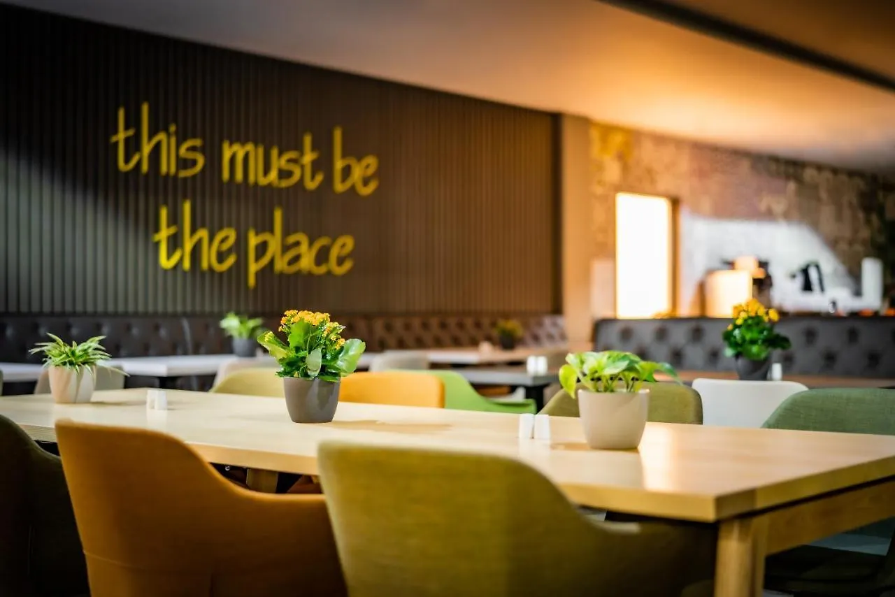 Loginn Hotel Stuttgart Zuffenhausen Korntal-Münchingen